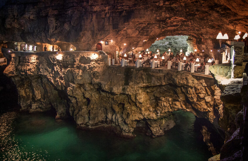 ristorante polignano a mare grotta palazzese