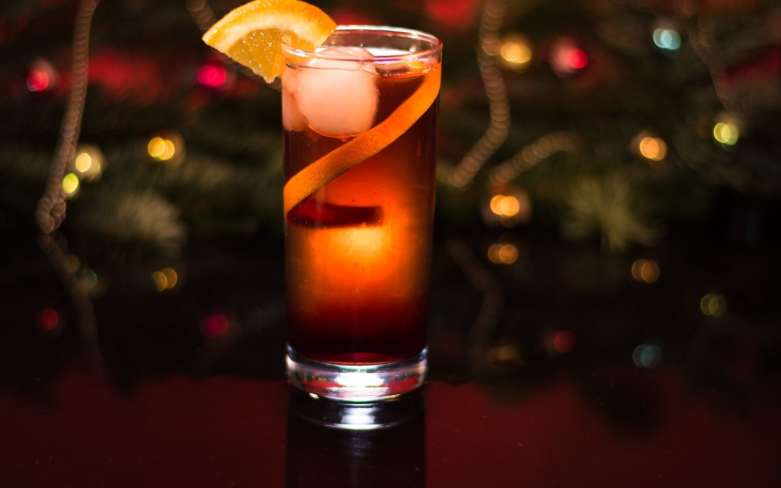 5 ricette di cocktail alcolici fai da te per l’aperitivo di Natale